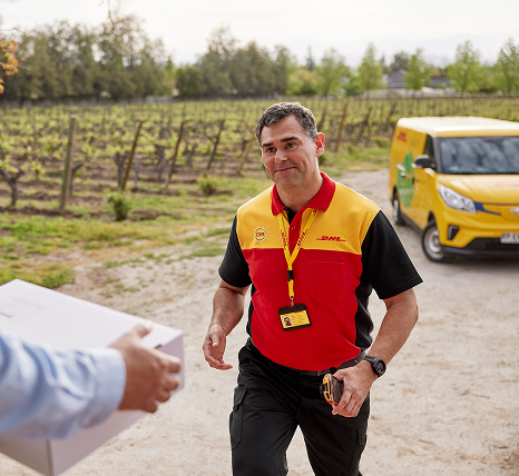 dhl_group_8y5ucovwbw_23-10-dhl-13958-vineyard-private-customer_large 2-1