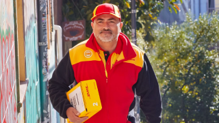 dhl_group_x6m4vt0mf8_23-10-dhl-38819-valparaiso-streets_small 1